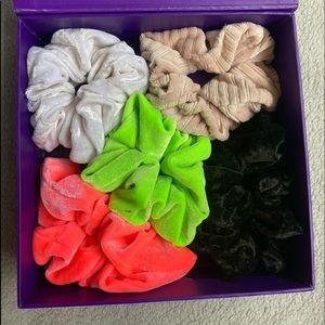 5 pack of velvet scrunchies